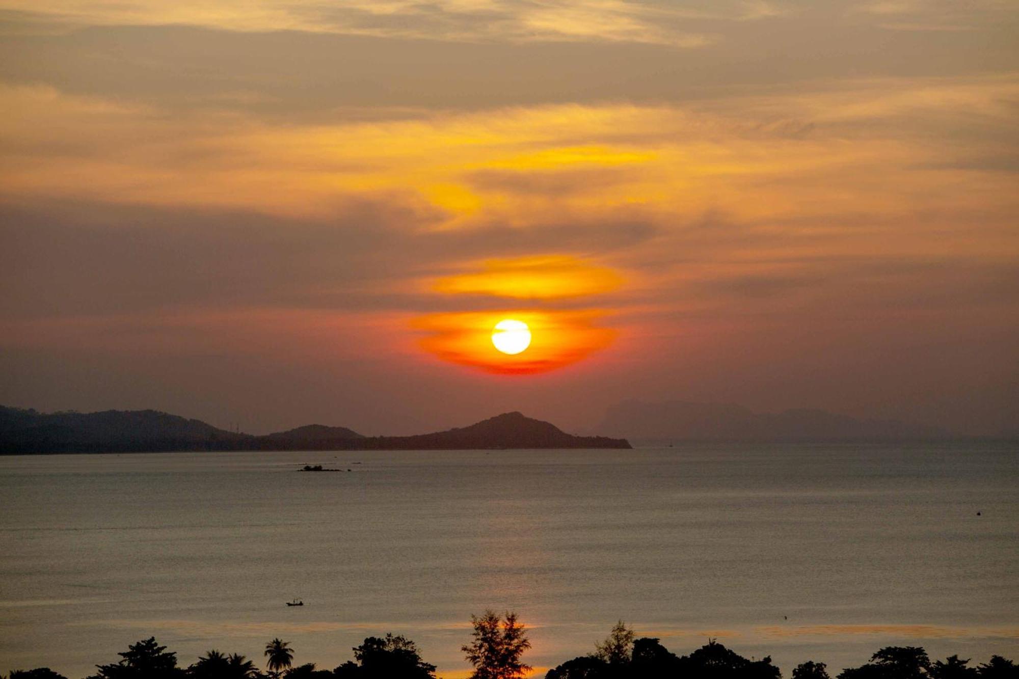 Sunset Estates - Samui Luxury Villas Choeng Mon Luaran gambar